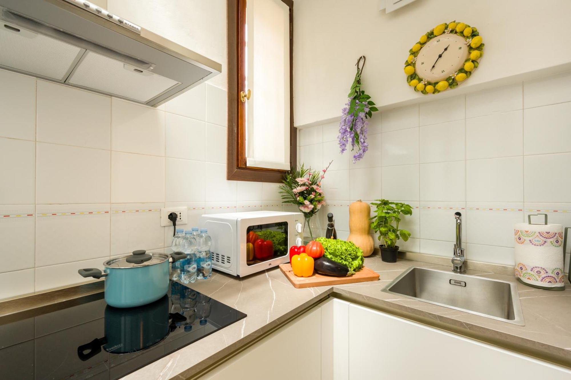 Ca Del Bezzo - Comfort & City View Венеция Экстерьер фото